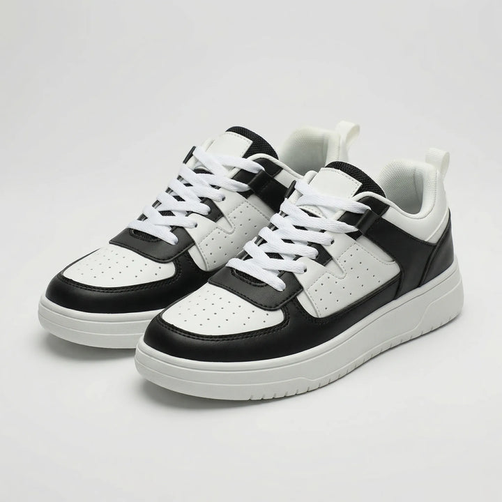Bloompace - Color-Block Low-Top Lace-Up Sneaker