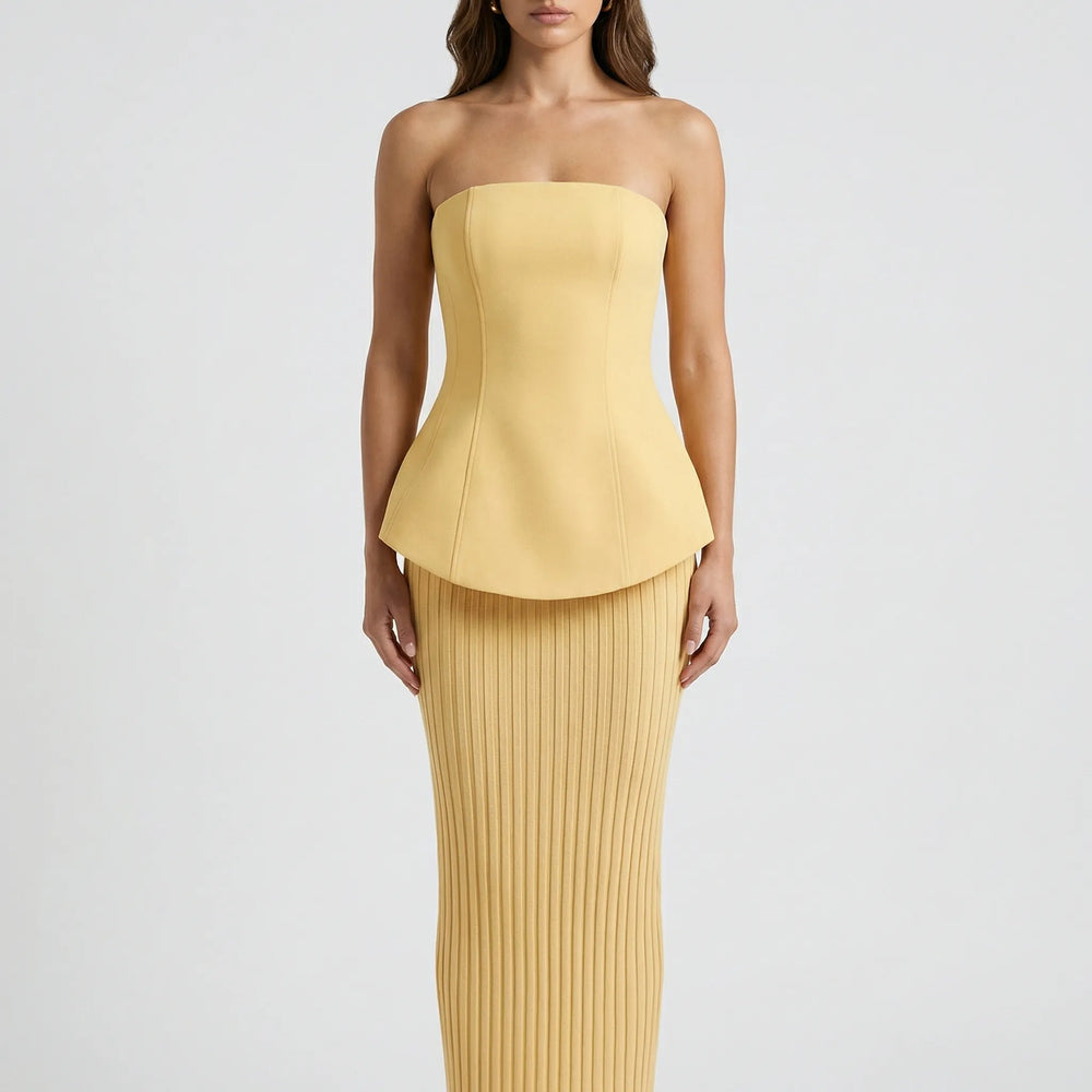 Elourna - Strapless Sculpted Maxi Dress