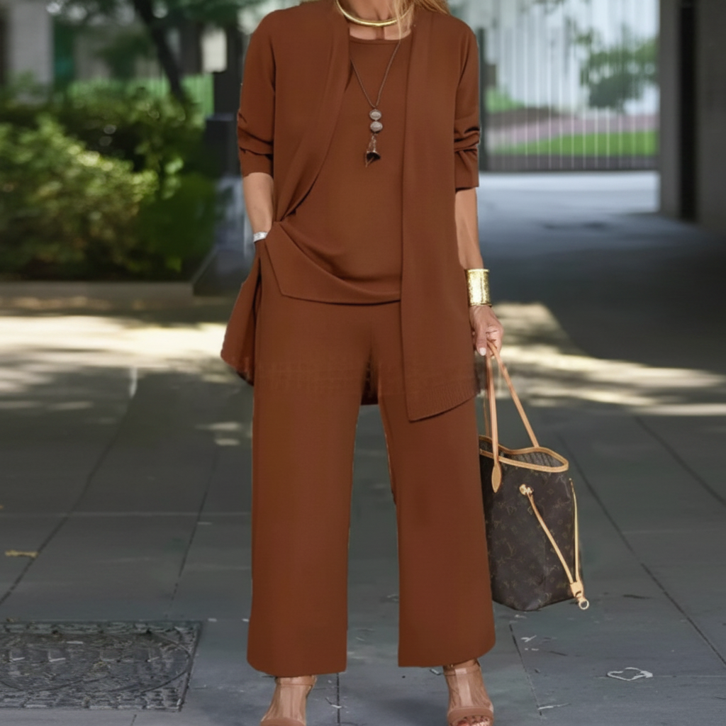 Stylish Refined Three-Piece Suit for Women