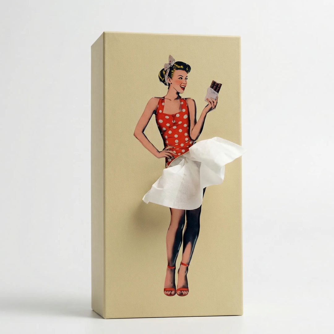 Skirtisse - Vintage Pop-Art Decorative Tissue Holder