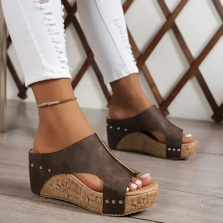Annalise Women&