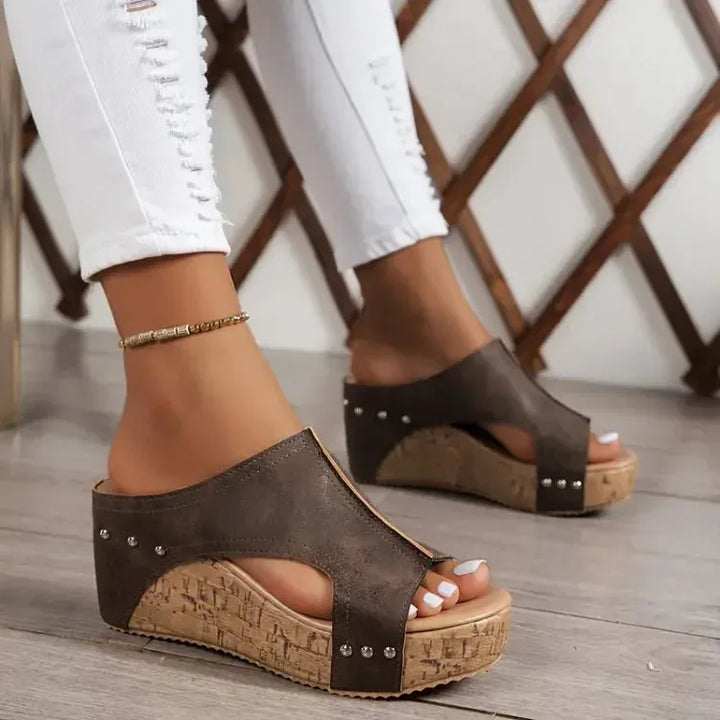 Annalise Women&