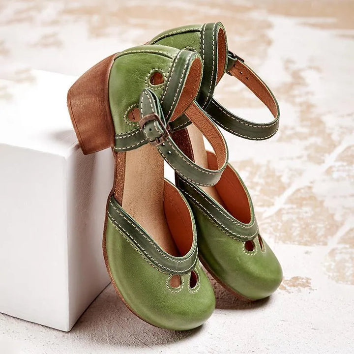 Charlotte Women&