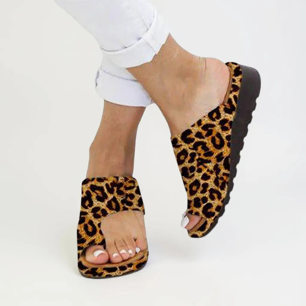 Cleo Women&