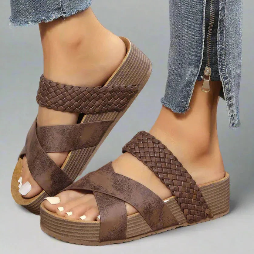 Dana Women's Woven Platform Sandals