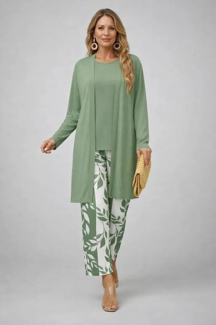 Evelyn Women&