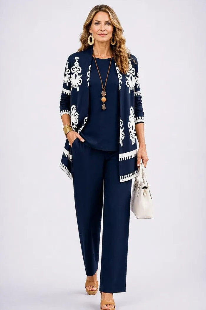Evelyn Women&