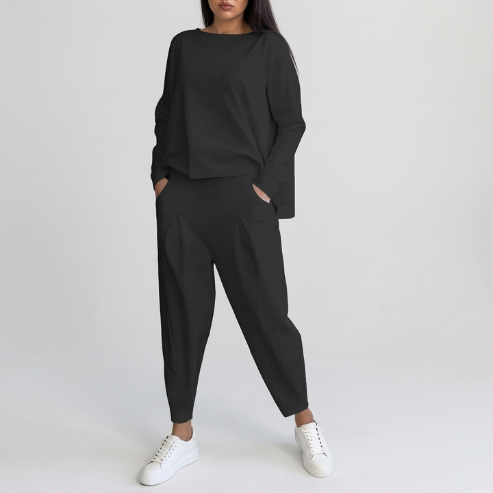 Two-Piece Leisure Suit with Round Neck and Long Sleeves