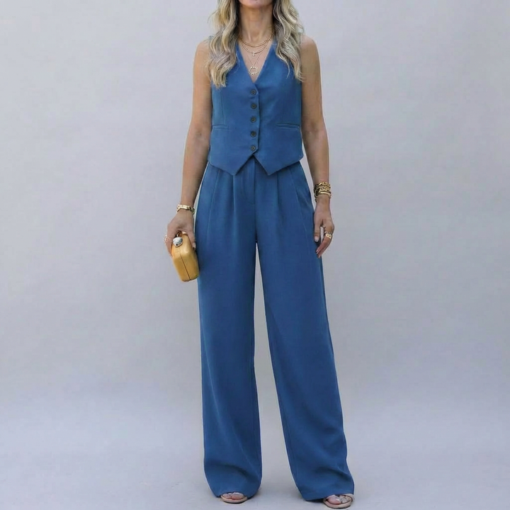 Elegant Sleeveless Blazer Set for Women
