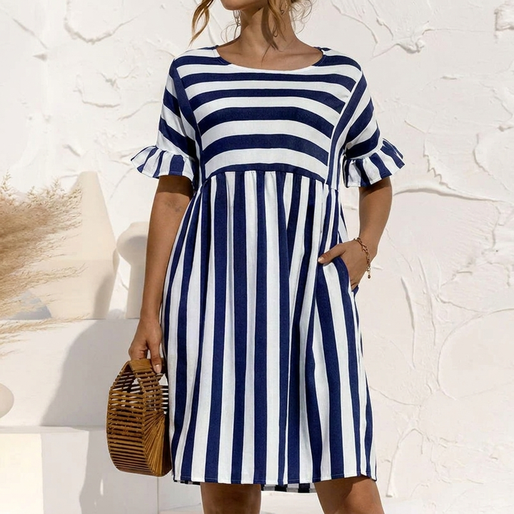Elegant Maxi Dress with Long Sleeves