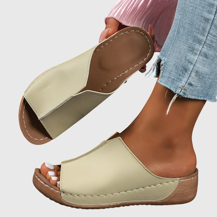 Kira Women&