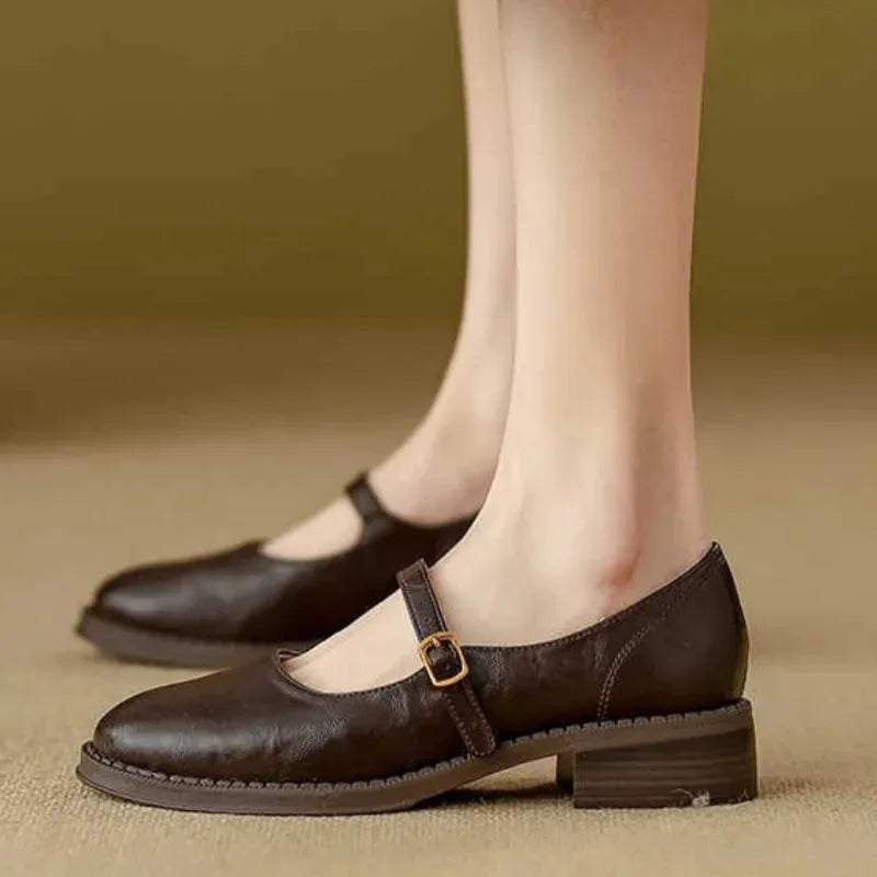 Laure Women&
