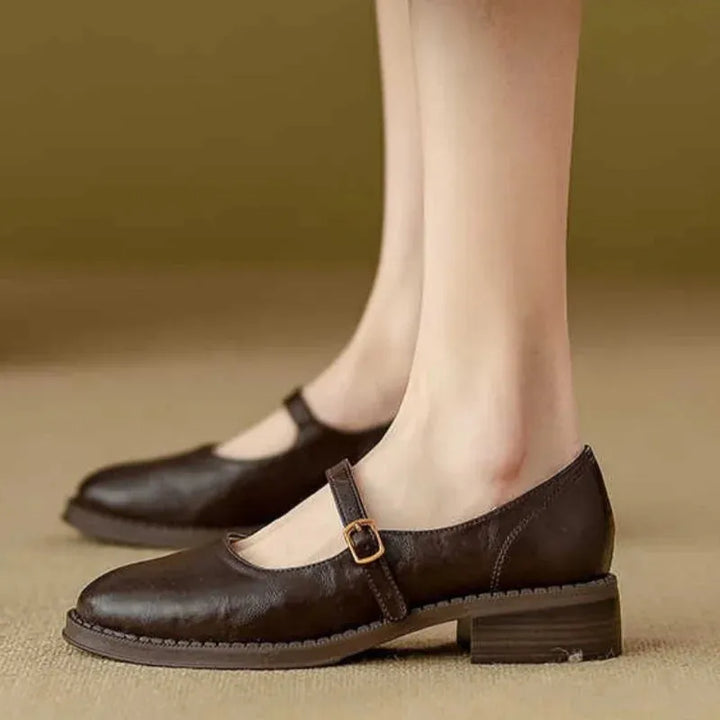 Laure Women&