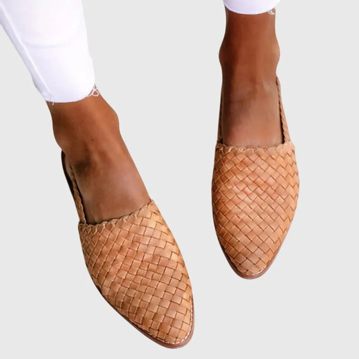 Leah Women&