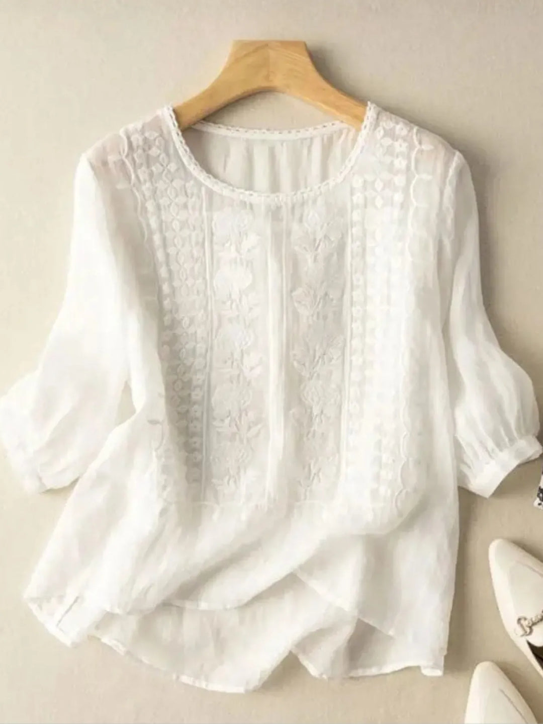 Lyric Women's Embroidered Puff Sleeve Blouse