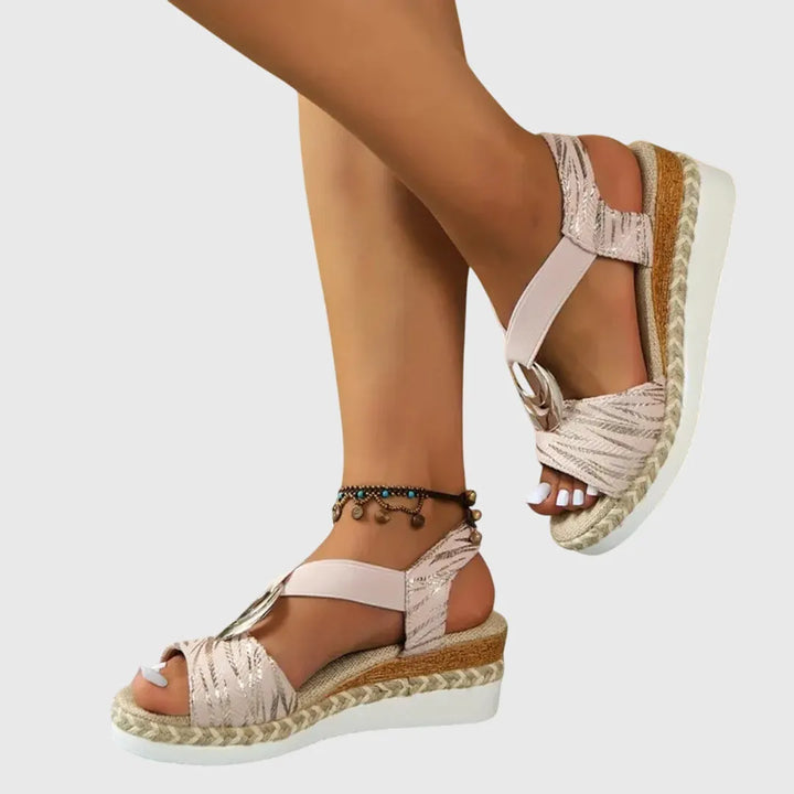 Olivia Women&