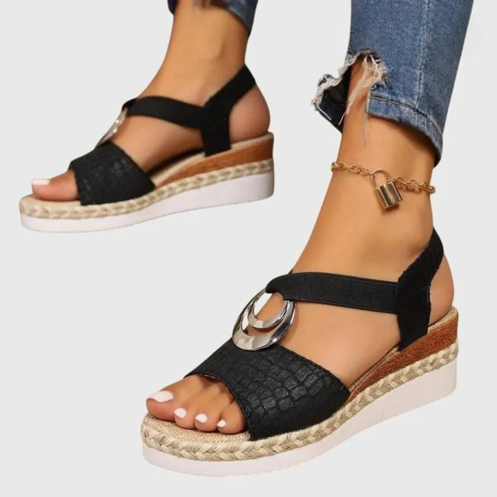 Olivia Women&