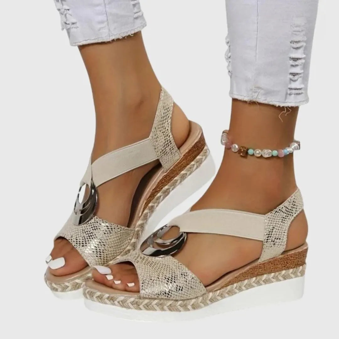 Olivia Women&